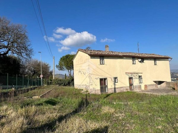 casa indipendente in vendita a Perugia in zona Pretola