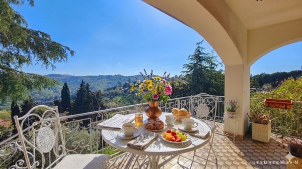 casa indipendente in vendita a Perugia in zona Montelaguardia