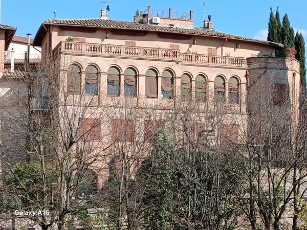 appartamento in vendita a Perugia in zona Centro Città