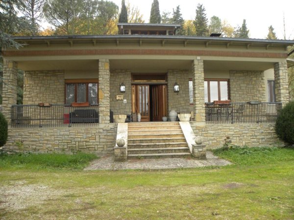 casa indipendente in vendita a Perugia in zona Centro Città