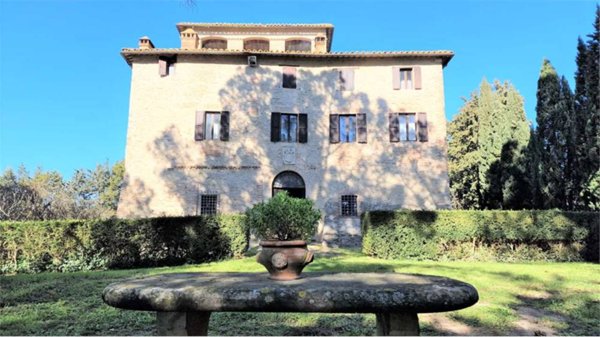 casa indipendente in vendita a Perugia in zona Centro Città