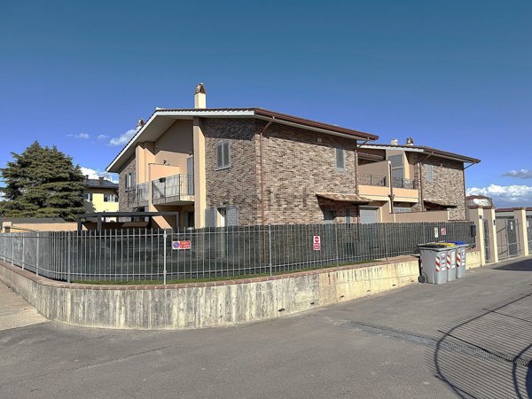 casa semindipendente in vendita a Perugia in zona San Martino In Campo
