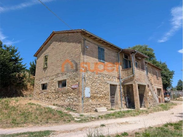 casa indipendente in vendita a Perugia in zona Sant'Enea