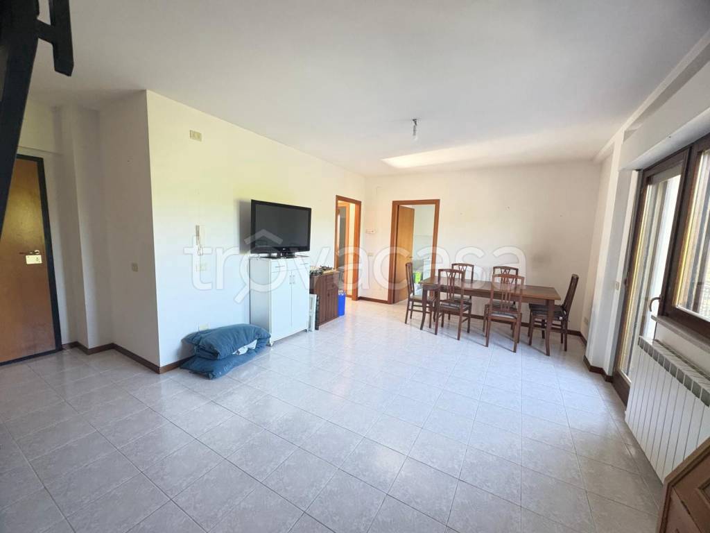 appartamento in vendita a Perugia in zona Colle Umberto I