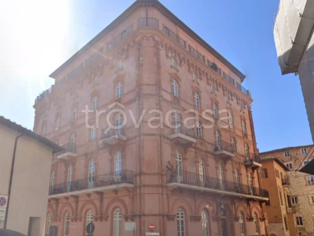 ufficio in vendita a Perugia in zona Centro Città