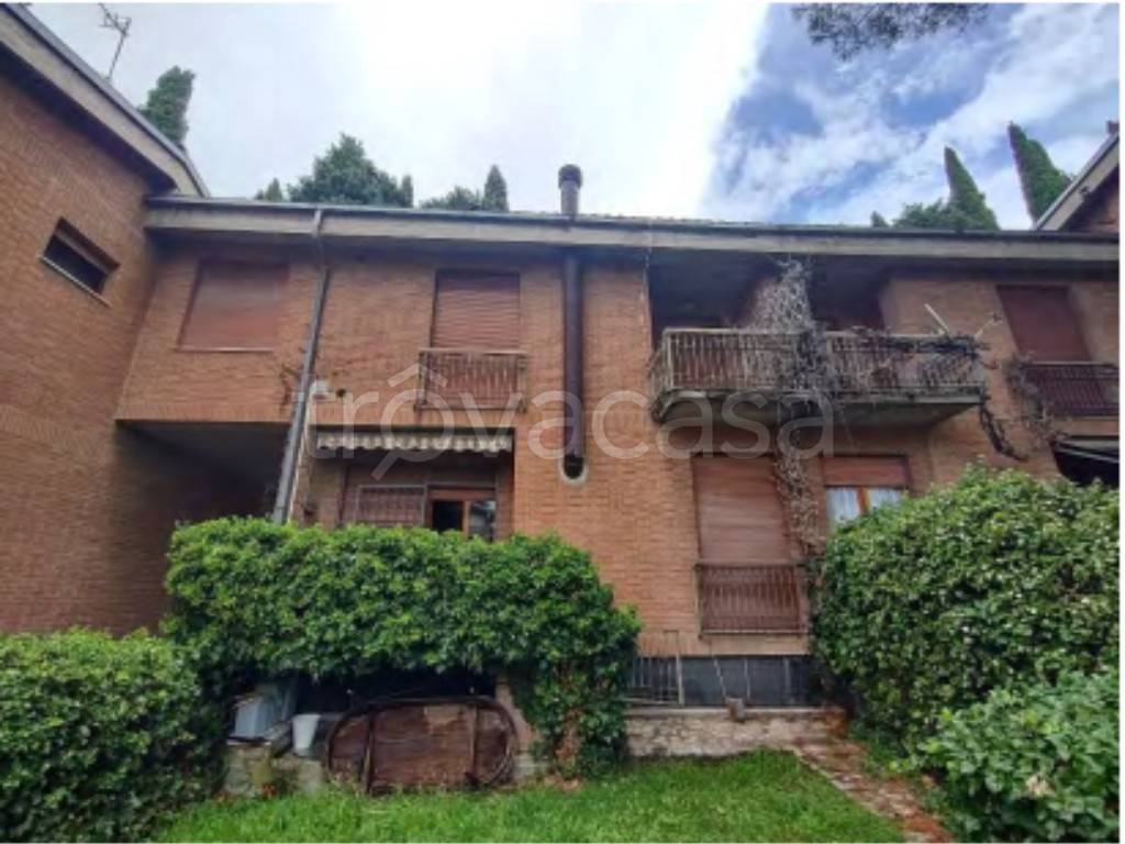 casa indipendente in vendita a Perugia in zona Elce