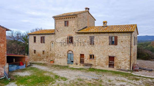 casa indipendente in vendita a Perugia in zona Casa del Diavolo