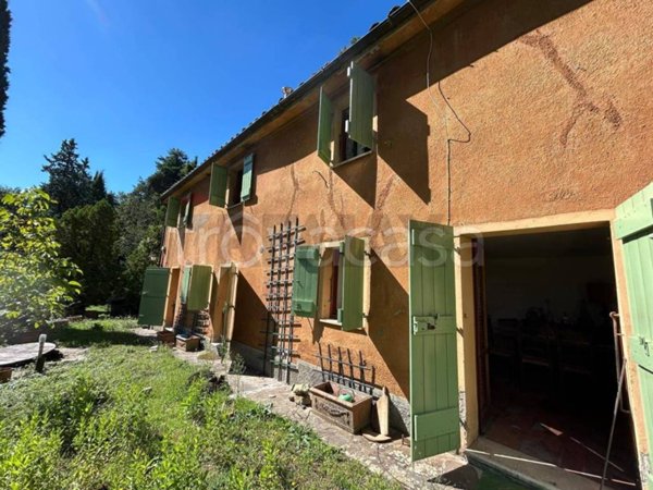 casa indipendente in vendita a Perugia in zona Montelaguardia