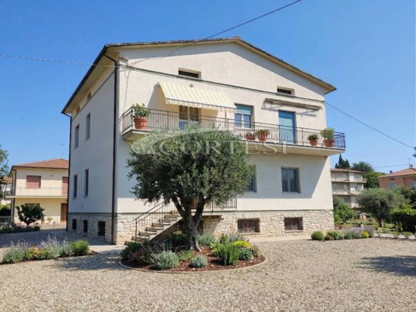 casa indipendente in vendita a Perugia in zona Ponte Felcino
