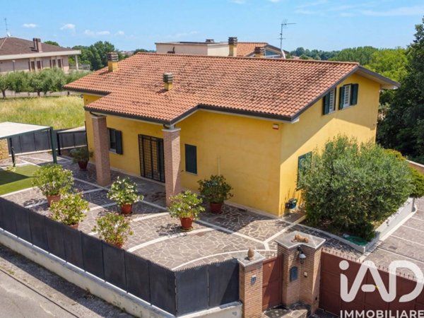 casa indipendente in vendita a Perugia in zona Pretola