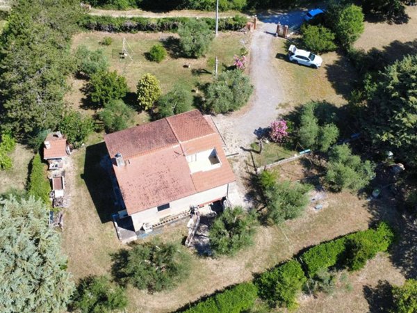 casa indipendente in vendita a Perugia