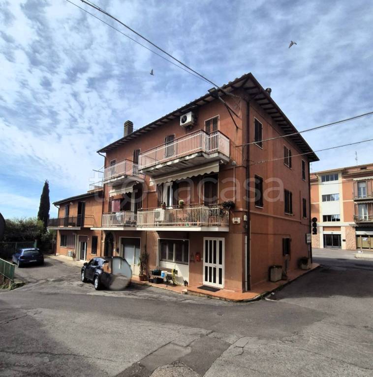 appartamento in vendita a Perugia in zona Montebello