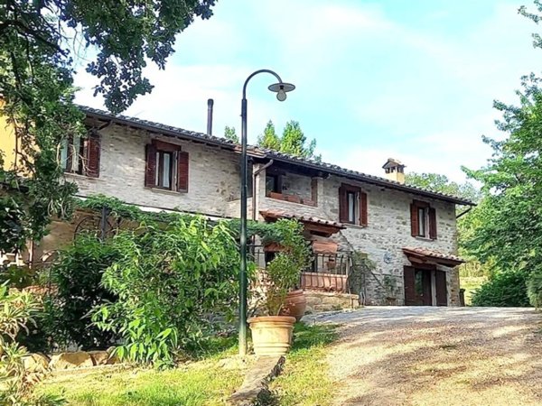 casa indipendente in vendita a Perugia in zona Casa del Diavolo