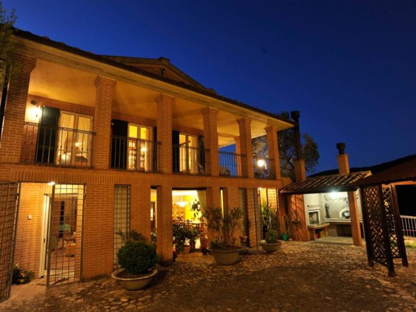 casa indipendente in vendita a Perugia in zona San Sisto
