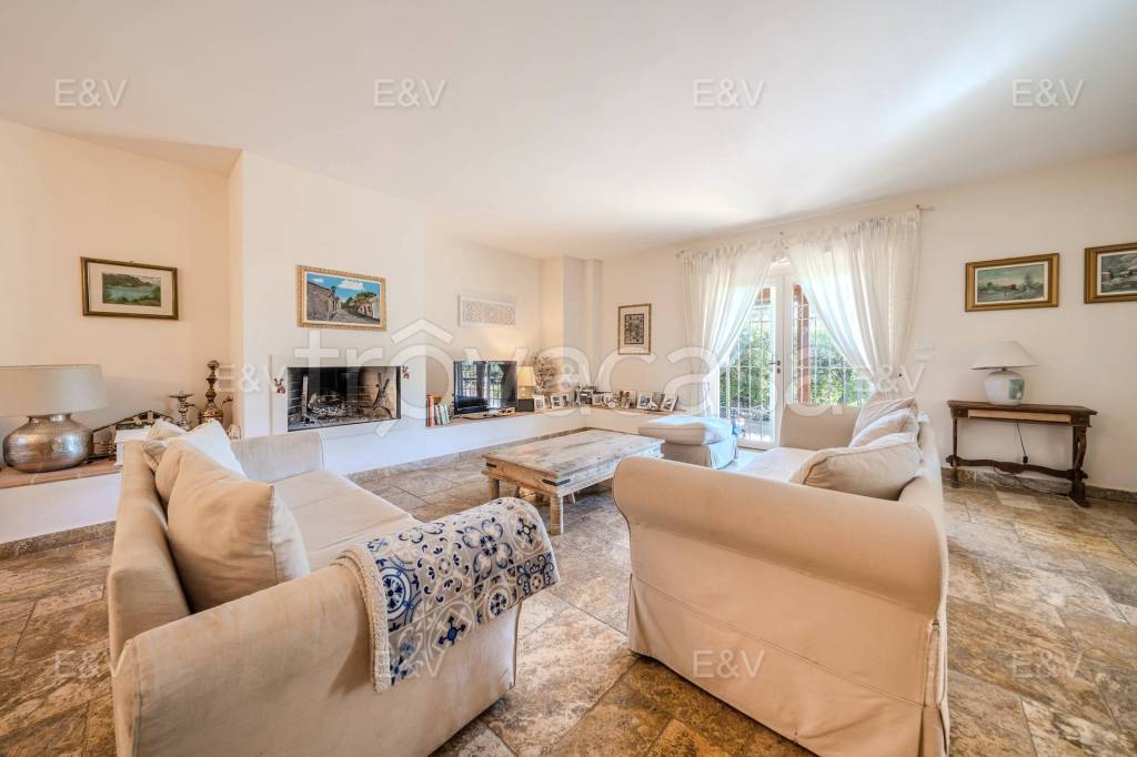 casa indipendente in vendita a Perugia in zona Montebello