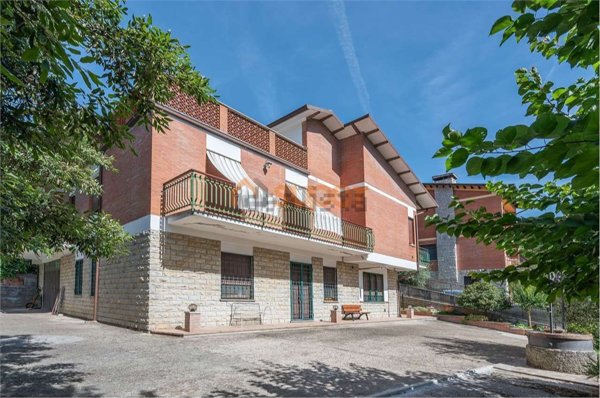 casa indipendente in vendita a Perugia in zona Ponte San Giovanni