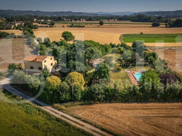 casa indipendente in vendita a Perugia in zona San Martino In Campo