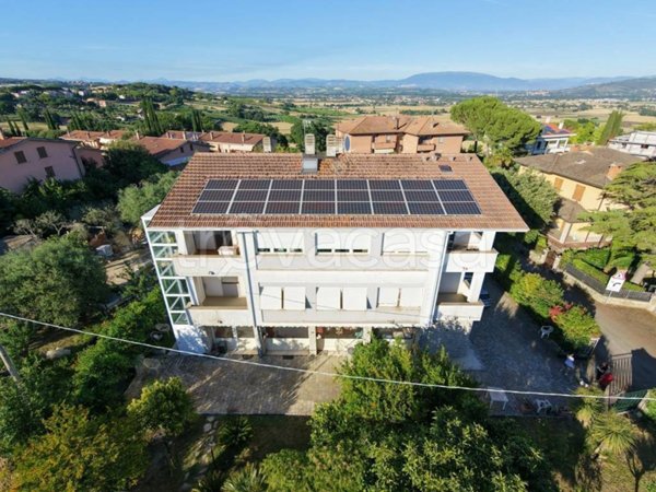 casa indipendente in vendita a Perugia in zona San Martino in Colle