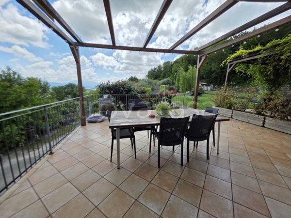 casa indipendente in vendita a Perugia in zona Villa Pitignano