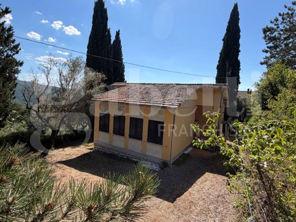 casa indipendente in vendita a Perugia