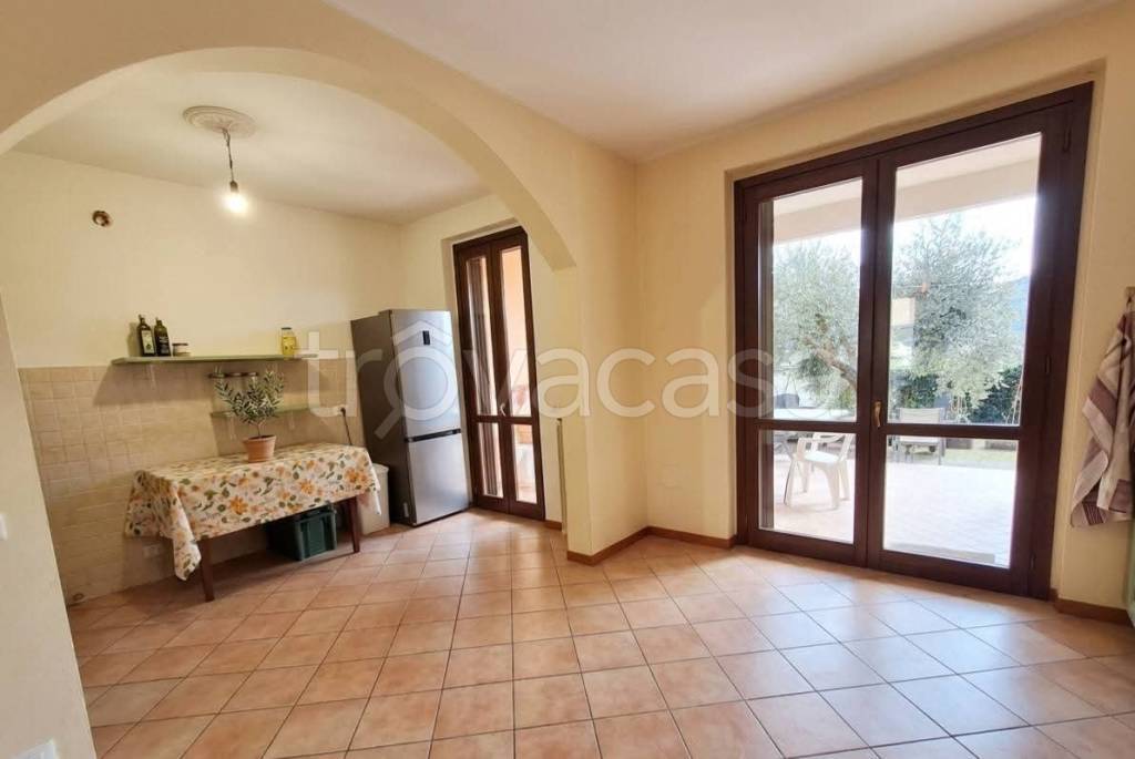 casa indipendente in vendita a Perugia in zona Villa Pitignano