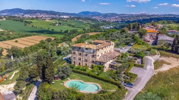 appartamento in vendita a Perugia in zona Montebello