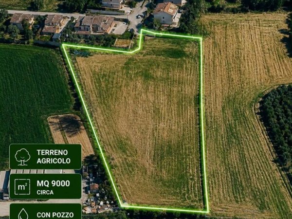 terreno agricolo in vendita a Perugia in zona Piccione