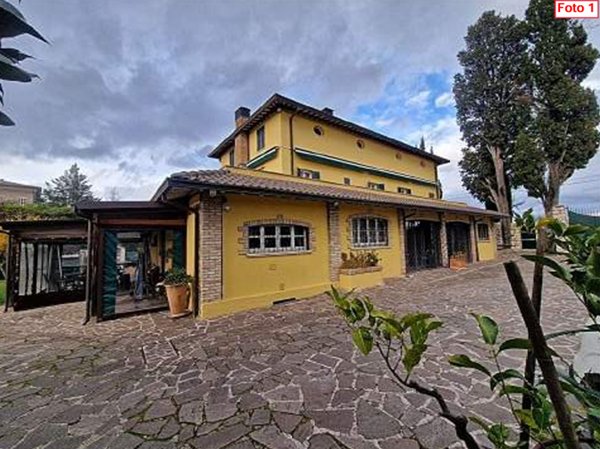 casa indipendente in vendita a Perugia in zona Montebello