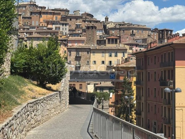 appartamento in vendita a Perugia in zona Centro Città