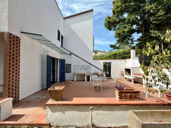 casa indipendente in vendita a Perugia in zona L'Olmo