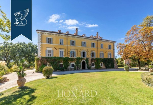 casa indipendente in vendita a Perugia
