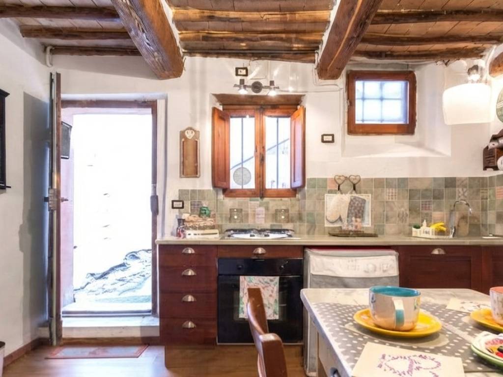 appartamento in vendita a Perugia in zona Elce