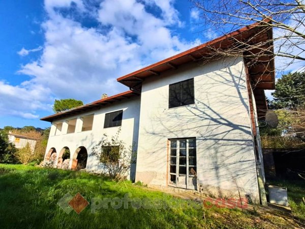 casa indipendente in vendita a Perugia in zona Canneto