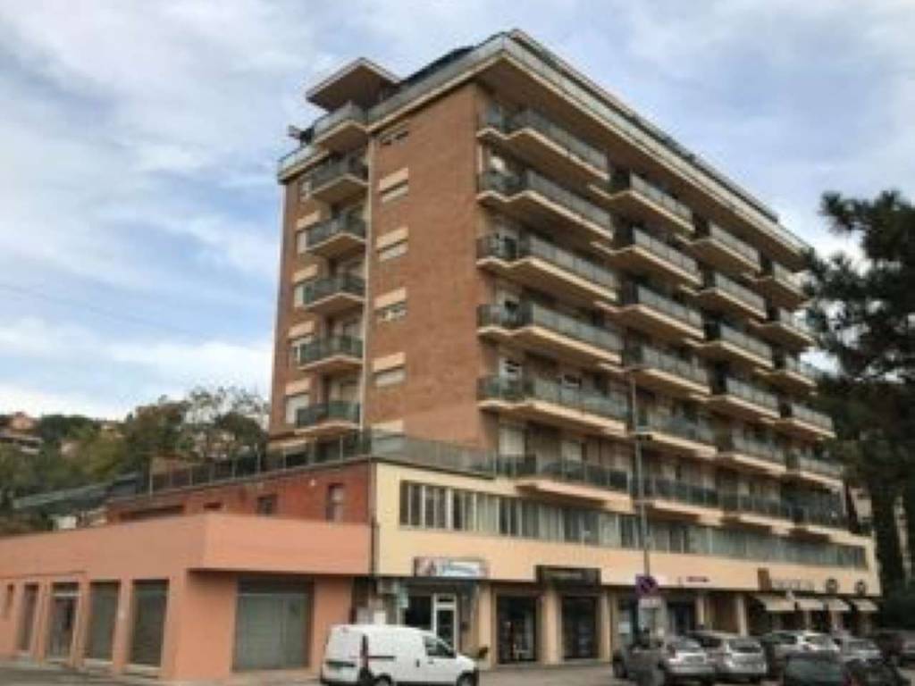 ufficio in vendita a Perugia in zona Ponte San Giovanni