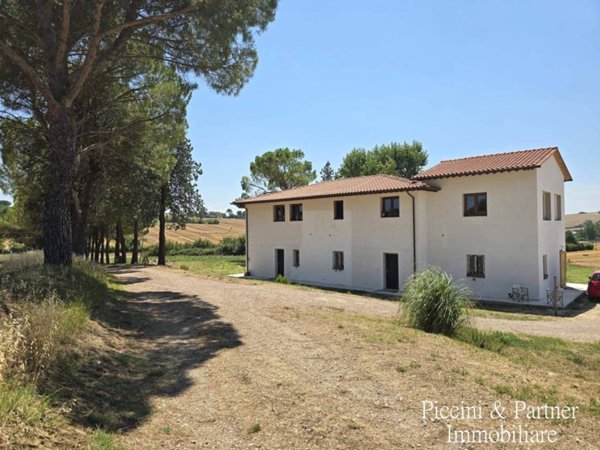 casa indipendente in vendita a Perugia