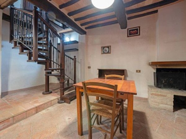 casa indipendente in vendita a Perugia in zona Bagnaia
