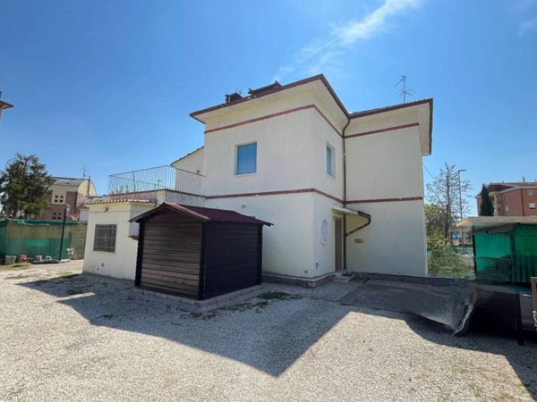appartamento in vendita a Perugia in zona Castel del Piano