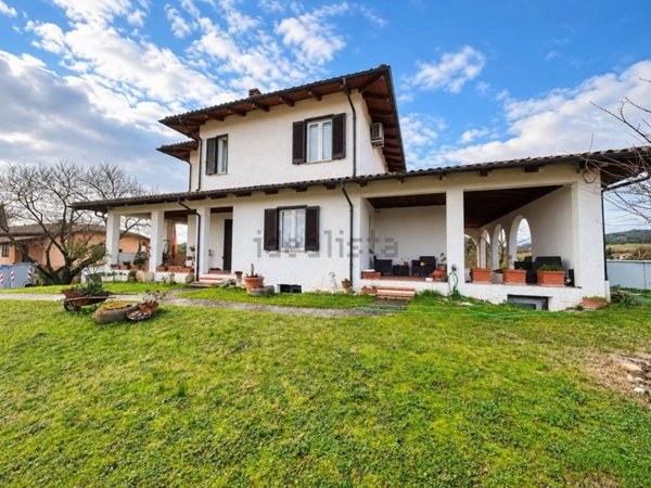 casa indipendente in vendita a Perugia in zona Ponte Felcino