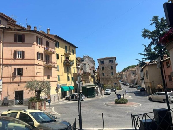 appartamento in vendita a Perugia in zona Centro Città