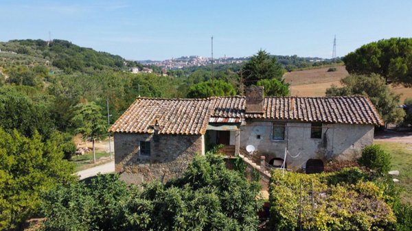 casa indipendente in vendita a Perugia in zona Montebello
