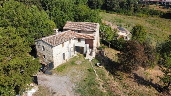 casa indipendente in vendita a Perugia in zona Prepo