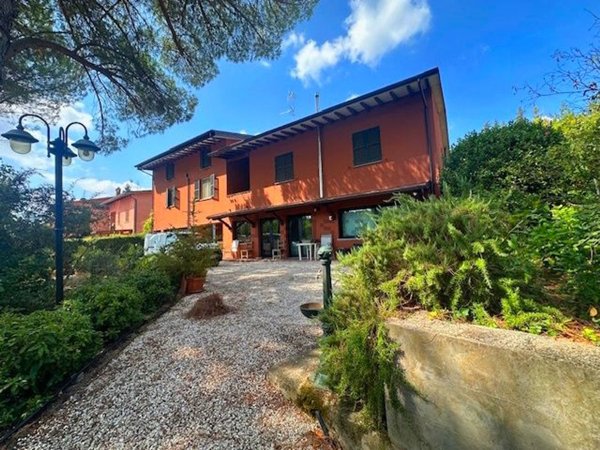 casa indipendente in vendita a Perugia in zona Prepo