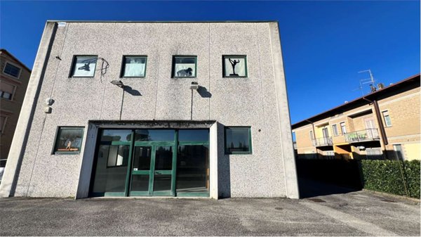 ufficio in vendita a Perugia in zona Sant'Andrea delle Fratte