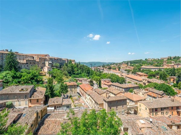 appartamento in vendita a Perugia in zona Centro Città
