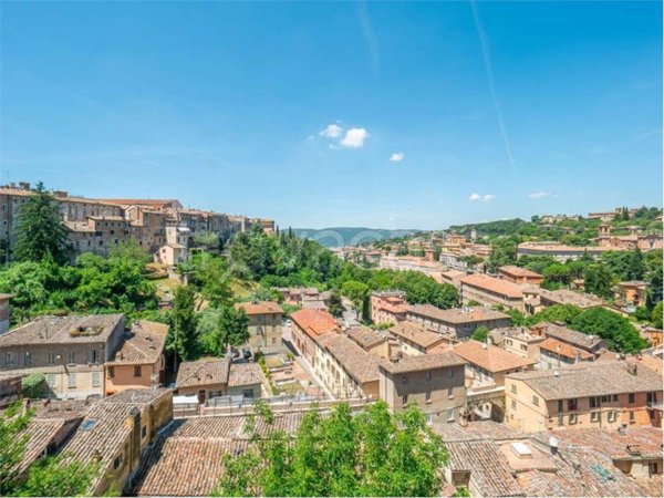 appartamento in vendita a Perugia in zona Centro Città