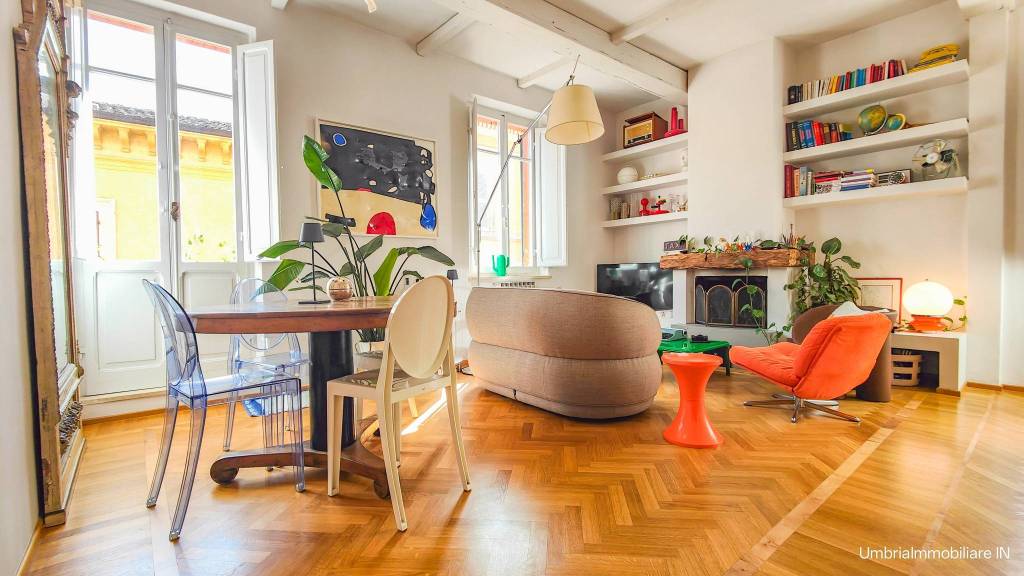 appartamento in vendita a Perugia in zona Centro Città