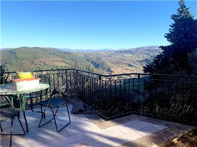 casa indipendente in vendita a Perugia
