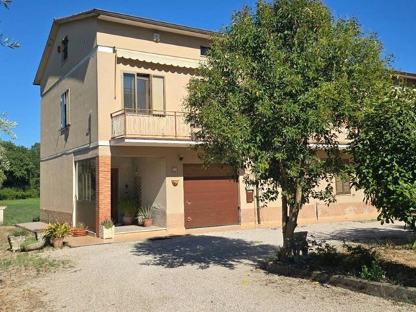 casa indipendente in vendita a Perugia in zona Ponte San Giovanni