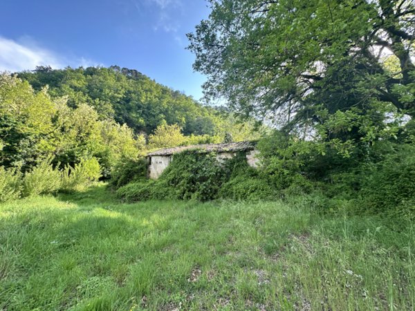 casale in vendita a Perugia in zona Ponte Felcino