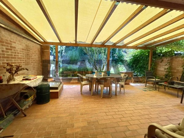 casa indipendente in vendita a Perugia in zona Prepo